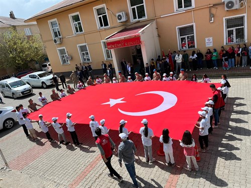 İLÇEMİZDE 19 MAYIS ATATÜRK'Ü ANMA, GENÇLİK VE SPOR BAYRAMI COŞKUYLA KUTLANDI